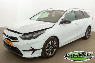 krockskadad bil auto Kia Ceed 1.0 T-GDi Automaat Navi Camera Clima MHEV Design Edition 2026/1