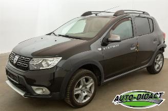 krockskadad bil auto Dacia Sandero Stepway 0.9 TCe LPG Airco 2017/6