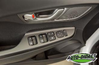 Hyundai Kona 64 kWh EV Comfort Camera Clima picture 13