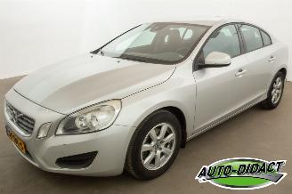 Coche accidentado Volvo S-60 1.6 T4 Automaat Navi Clima 2011/9