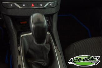 Peugeot 308 1.2 PureTech Pano Navi Clima Blue Lease Executive picture 11