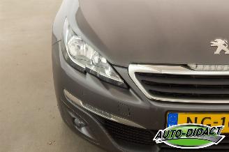 Peugeot 308 1.2 PureTech Pano Navi Clima Blue Lease Executive picture 33