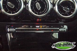 Mercedes A-klasse 200d Automaat Navi Clima Camera Business Line picture 10