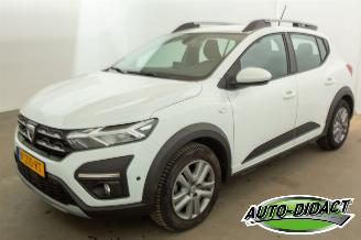 skadebil auto Dacia Sandero 1.0 TCe Bi-Fuel Airco Camera Stepway Essential 2022/11