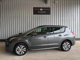 ojeté vozy osobní automobily Peugeot 3008 Allure Panorama / Head-Up 2014/8