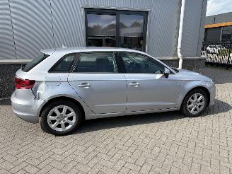 Audi A3 1.6 TDI Pro Line SPORTBACK picture 4