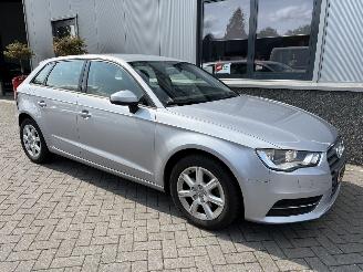 Audi A3 1.6 TDI Pro Line SPORTBACK picture 2