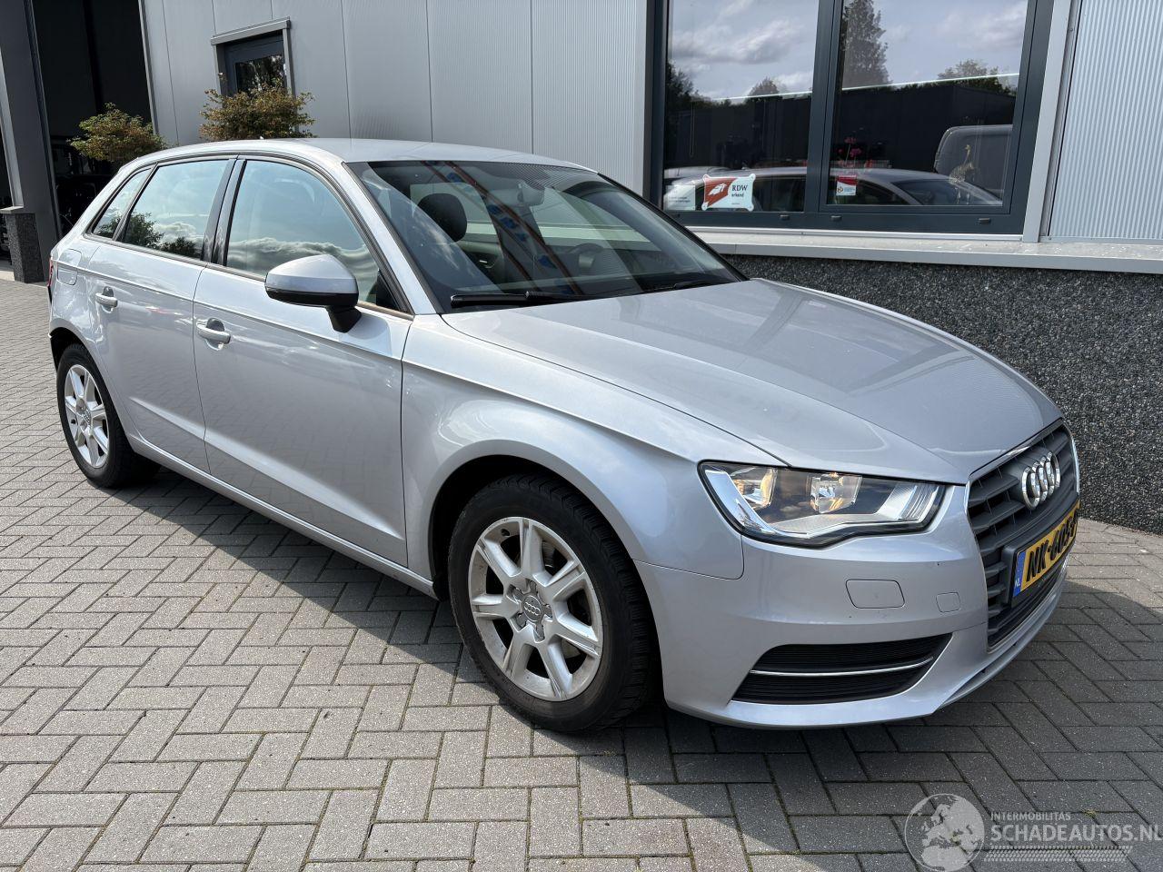 Audi A3 1.6 TDI Pro Line SPORTBACK