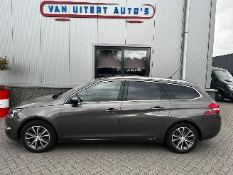 Peugeot 308 1.2 e-THP 81kw Allure picture 32