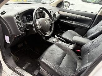 Mitsubishi Outlander 2.0 PHEV Instyle picture 10