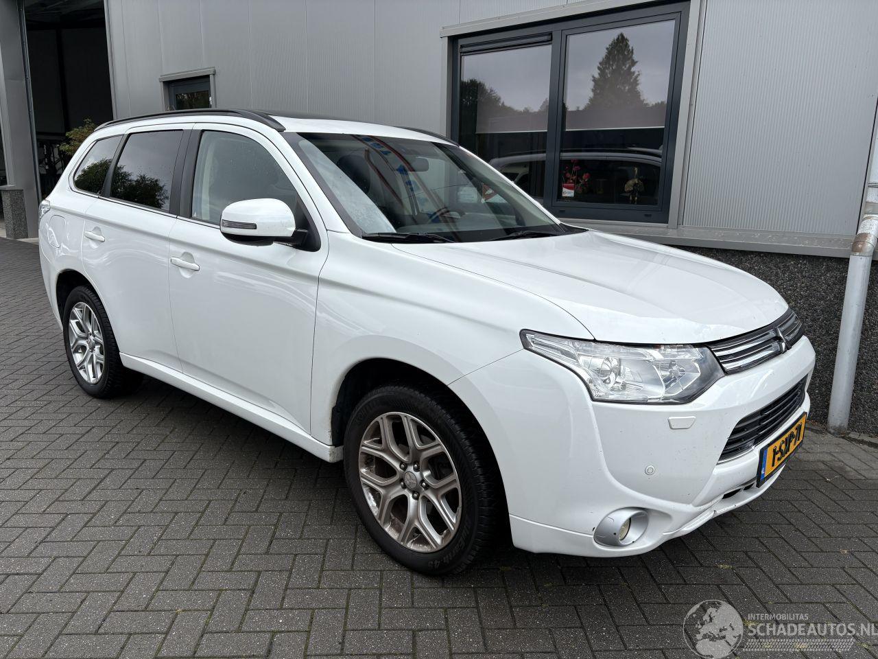Mitsubishi Outlander 2.0 PHEV Instyle