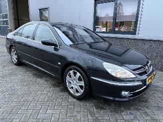 Vaurioauto  passenger cars Peugeot 607 3.0 24V Executive Automaat 2007/2