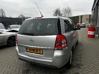 Opel Zafira 1.8 Cosmo. Automaat picture 3