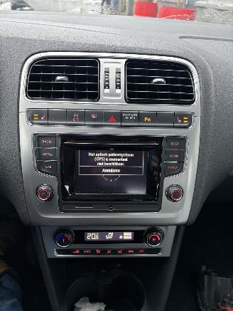 Volkswagen Polo 1.2TSI Highline picture 32