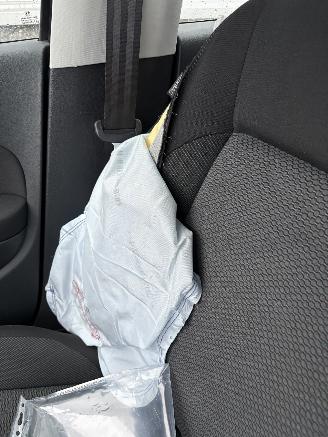 Volkswagen Polo 1.2TSI Highline picture 30