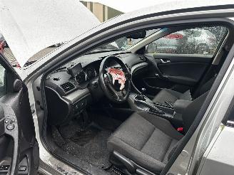 Honda Accord 2.0 Comfort Limited Edition picture 15