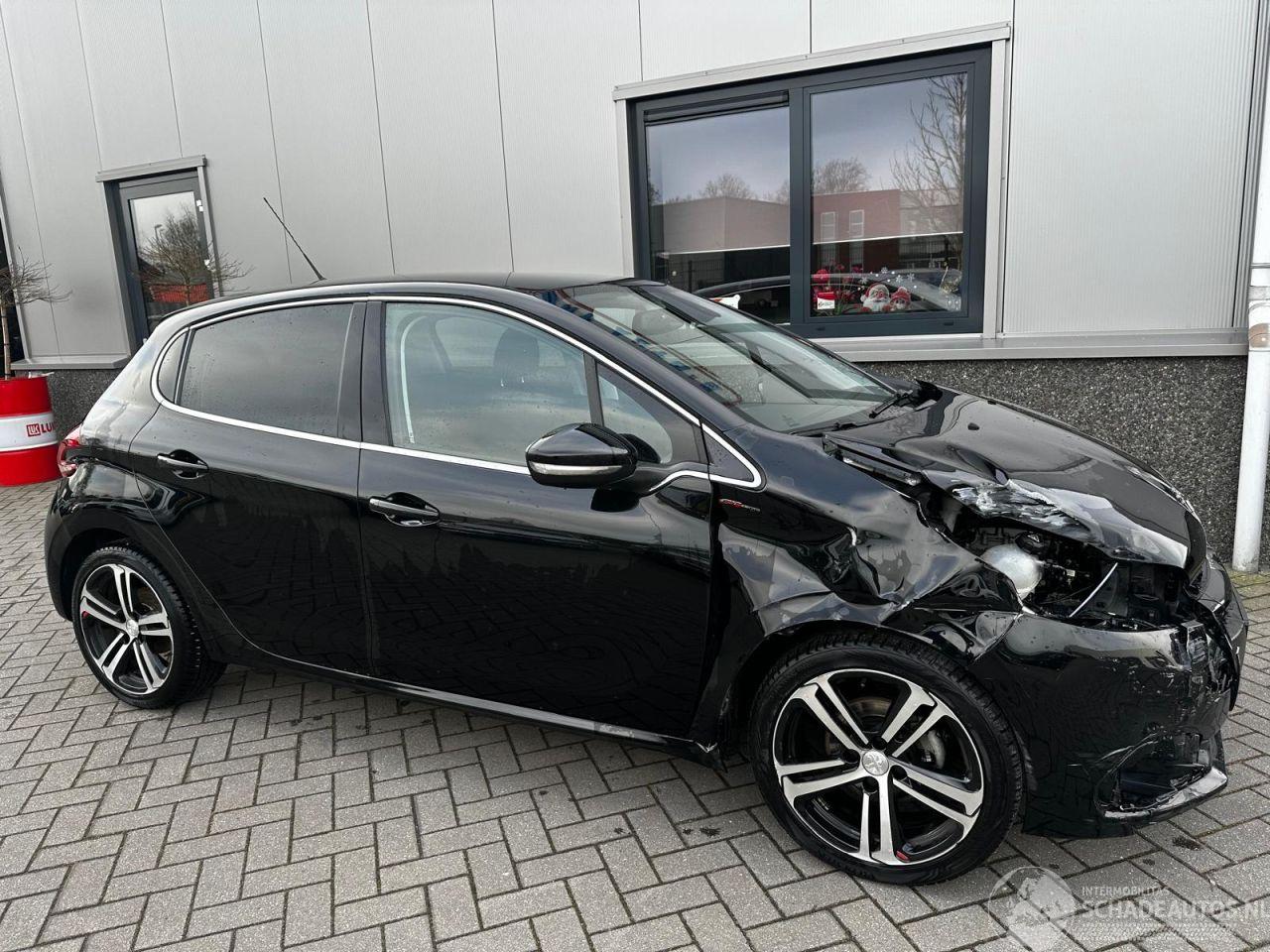Peugeot 208 1.2 PureTech GT-Line Automaat