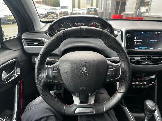 Peugeot 208 1.2 PureTech GT-Line Automaat picture 32