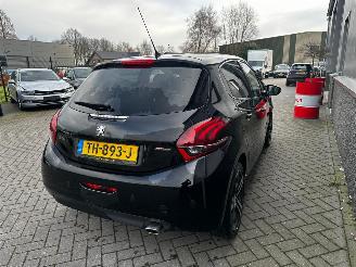 Peugeot 208 1.2 PureTech GT-Line Automaat picture 29