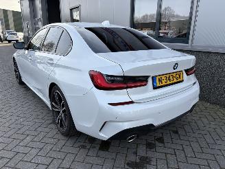 BMW 3-serie 330i M-Pakket High Executive Automaat picture 34