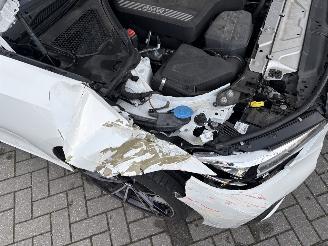 BMW 3-serie 330i M-Pakket High Executive Automaat picture 18