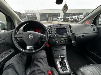 Volkswagen Golf 2.0 FSI Automaat picture 14