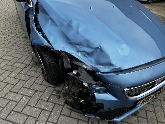 Volvo V-40 2.0 D2 R-Design Business picture 15