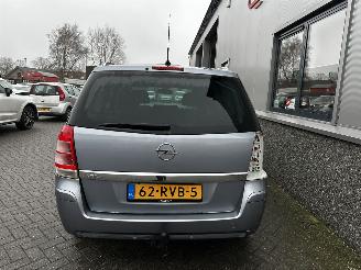 damaged passenger cars Opel Zafira 1.8 Edition 2011/7