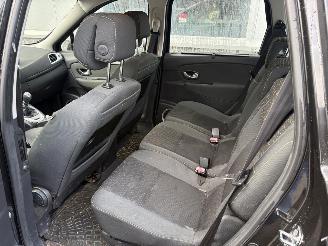 Renault Scenic 1.4 TCE Dynamique picture 14