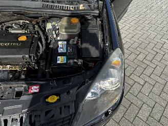 Opel Astra TWIN TOP 1.8 Temptation picture 26