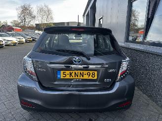 Toyota Yaris 1.5 Full Hybride Dynamic picture 7