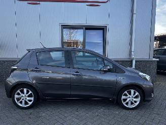 Toyota Yaris 1.5 Full Hybride Dynamic picture 18