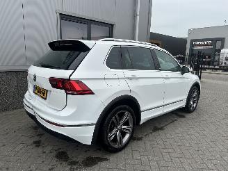 Volkswagen Tiguan 1.4 TSI Comfortline Business R picture 9