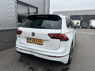 Volkswagen Tiguan 1.4 TSI Comfortline Business R picture 8