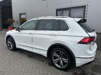 Volkswagen Tiguan 1.4 TSI Comfortline Business R picture 26