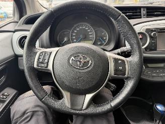 Toyota Yaris 1.5 Full Hybrid Dynamic picture 30