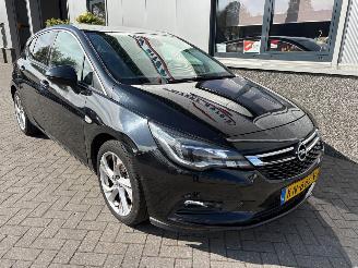 Coche accidentado Opel Astra 1.0 Innovation 2016/10