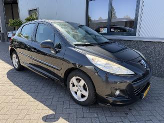damaged passenger cars Peugeot 207 1.4 VTi Access 2012/3