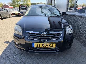 Toyota Avensis 2.0 VVTi Luna picture 2