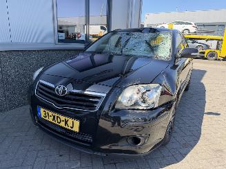 Toyota Avensis 2.0 VVTi Luna picture 15