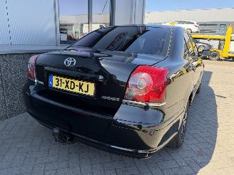 Toyota Avensis 2.0 VVTi Luna picture 7