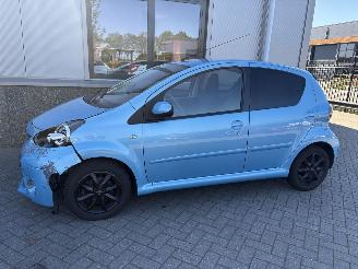 Toyota Aygo 1.0 VVT-i Dynamic Blue picture 15