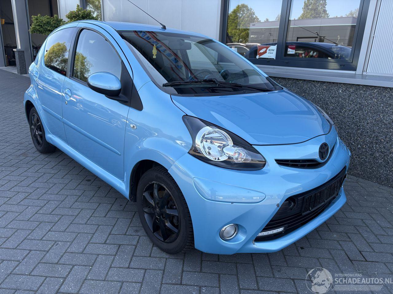 Toyota Aygo 1.0 VVT-i Dynamic Blue
