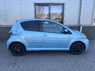 Toyota Aygo 1.0 VVT-i Dynamic Blue picture 7