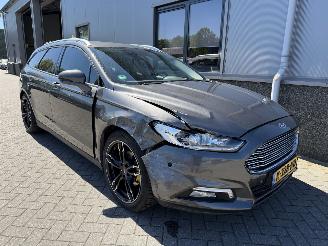 Voiture accidenté Ford Mondeo 1.5 Titanium 2016/2