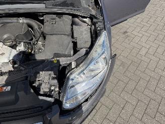 Ford Focus 1.0 EcoBoost Edition picture 27