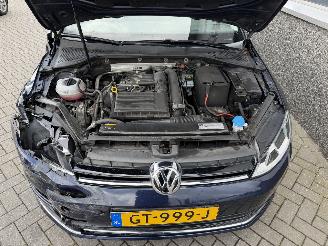 Volkswagen Golf 1.2 TSI Business Edition Connected picture 8