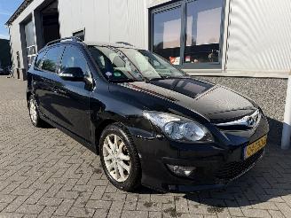 Unfallwagen Hyundai I-30 1.4 i-Motion 2012/1