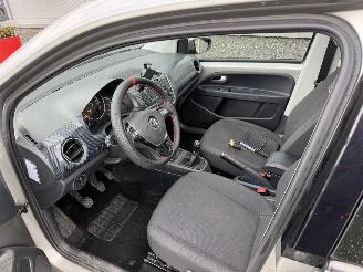 Volkswagen Up! 1.0 BMT high up! picture 32