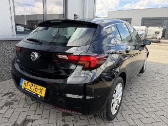 Opel Astra 1.0 Online Edition picture 6
